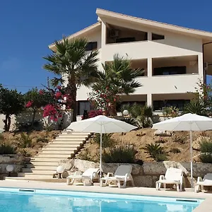 casa-california.sicilyhotelsitaly.net/