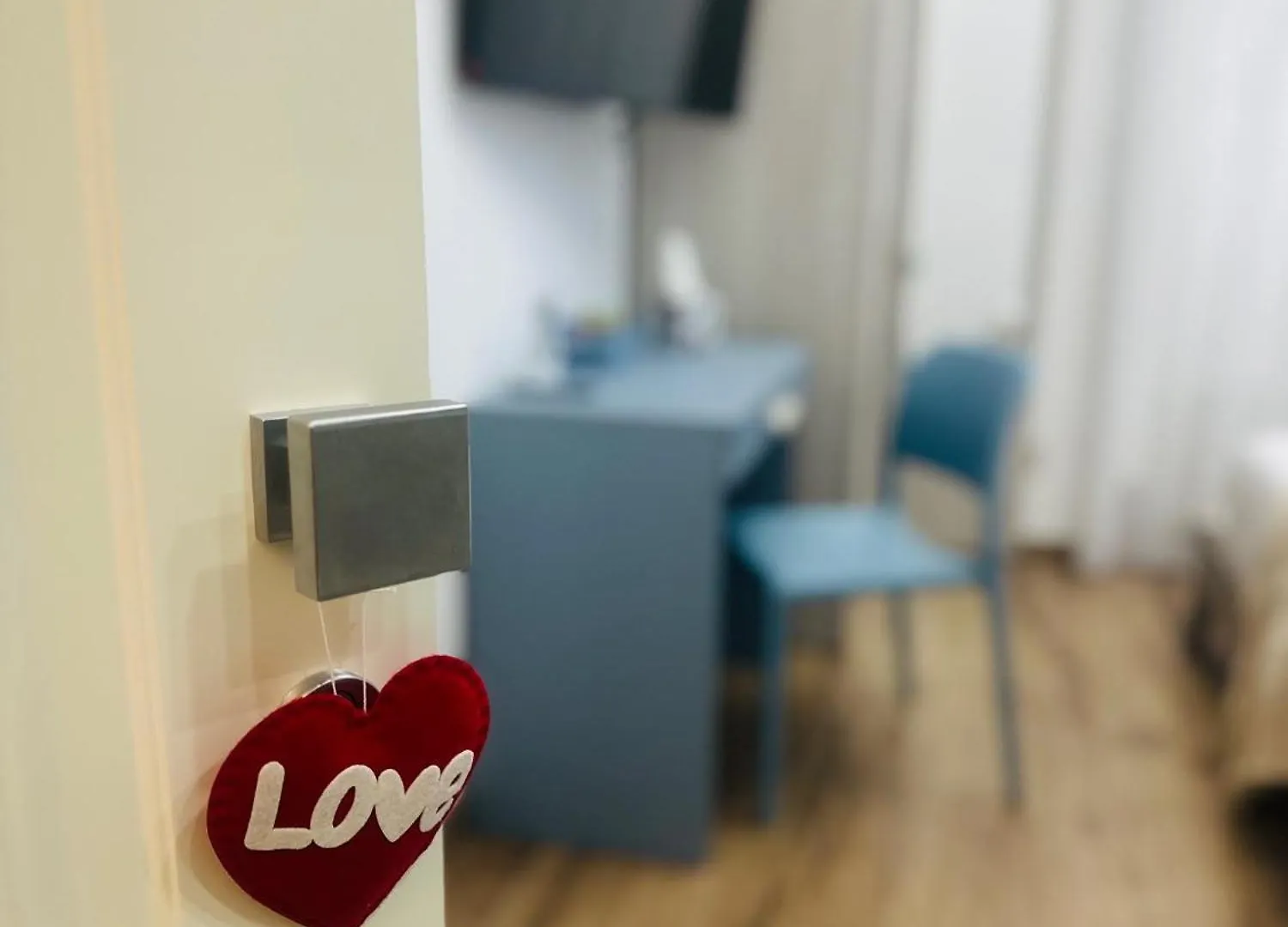 Suite Stay Napoli Rooms And Apartment 0*, 那不勒斯